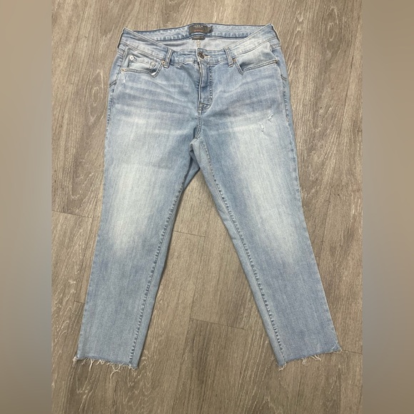 torrid Denim - Torrid Vintage Stretch Crop Boyfriend Jeans blue size 12 factory distressed